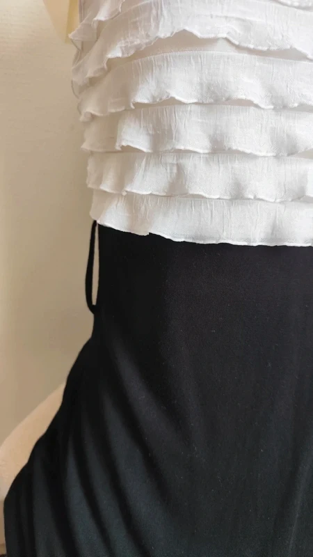 Adorable little black and white two-tone preppy / retro skater dress Size 3 – photo 4